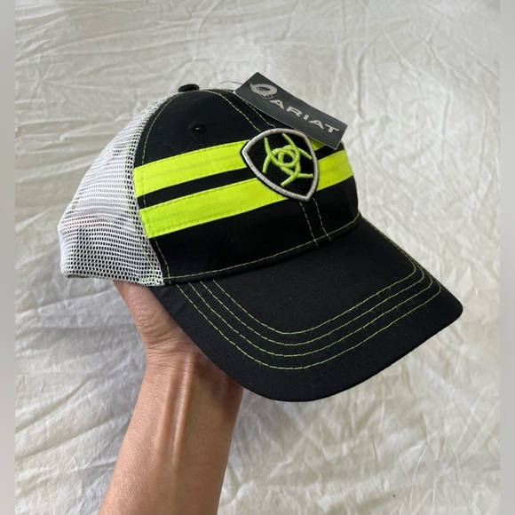 ARIAT Men'sNeon Black Mesh HatSnap BackNWT
